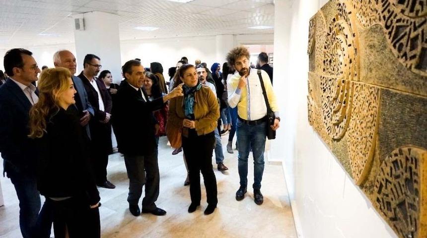 G&uuml;zel Sanatlar Fak&uuml;ltesinden Seramik Sergisi