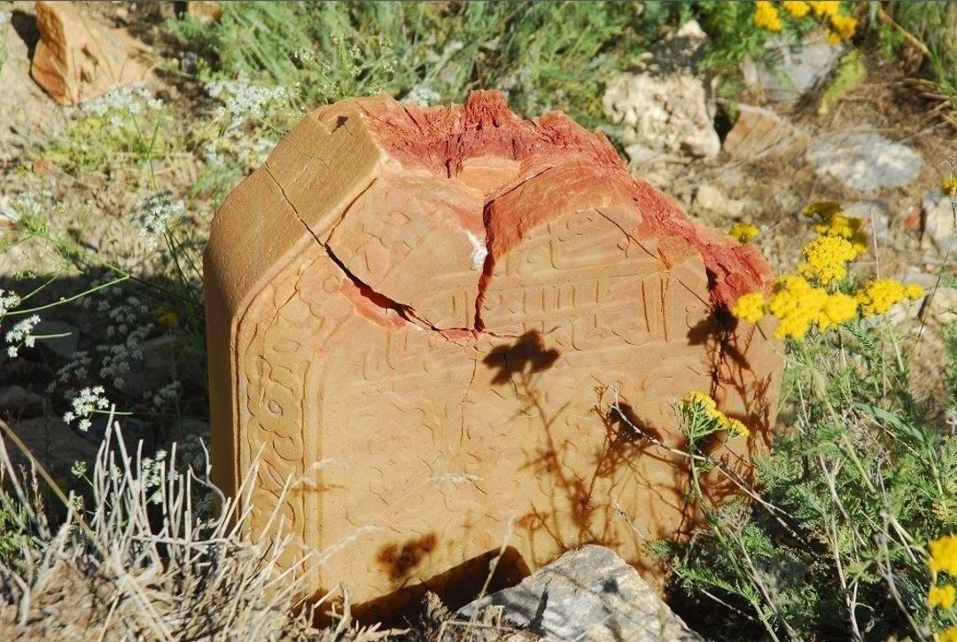 Başkale&rsquo;deki Tarihi Eserler Onarılmayı Bekliyor