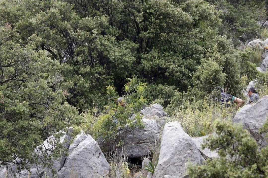 Antalya&rsquo;da Dağlık Alanda Erkek Cesedi Bulundu