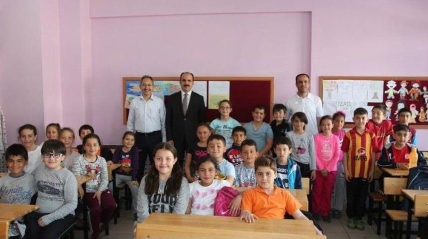 Başkan Altay, &Ouml;ğrencilerle Bir Araya Geldi