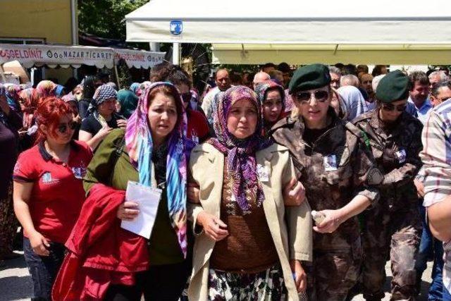 Organlarıyla Hayat Veren Polis, Çanakkale'de Toprağa Verildi