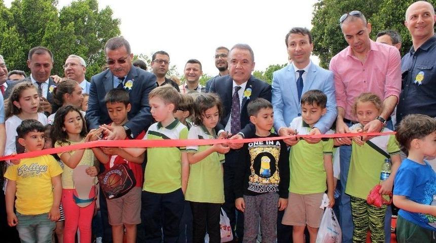 Bu Fuar Sadece &Ccedil;ocuklar İ&ccedil;in