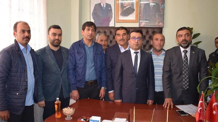 Mhp Ak&ccedil;adağ İl&ccedil;e Başkanı Cahit Leventoğlu Mazbatasını Aldı