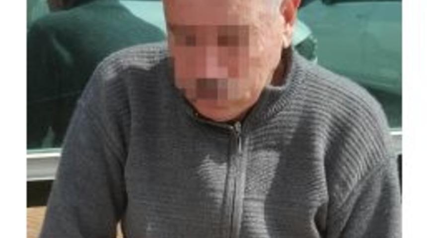 Camide M&uuml;ezzini Bı&ccedil;aklayan Şahıs Ruh Sağlığı Hastanesine Sevk Edildi