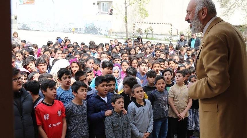 M&uuml;ft&uuml; Arvas&rsquo;tan Okul Ziyareti