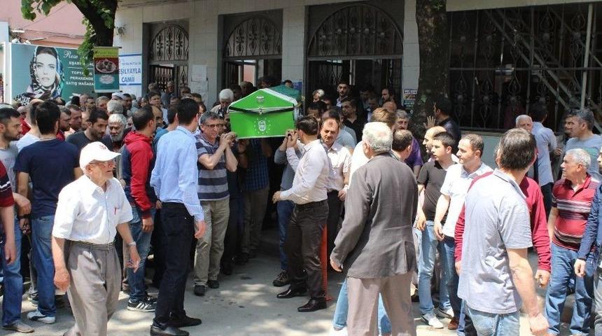 Sevenleri Dualarla Uğurladı