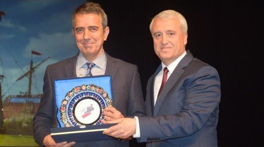 6. Uluslararası Sosyal Bilgiler Eğitimi Sempozyumu Anadolu &Uuml;niversitesi&rsquo;nde