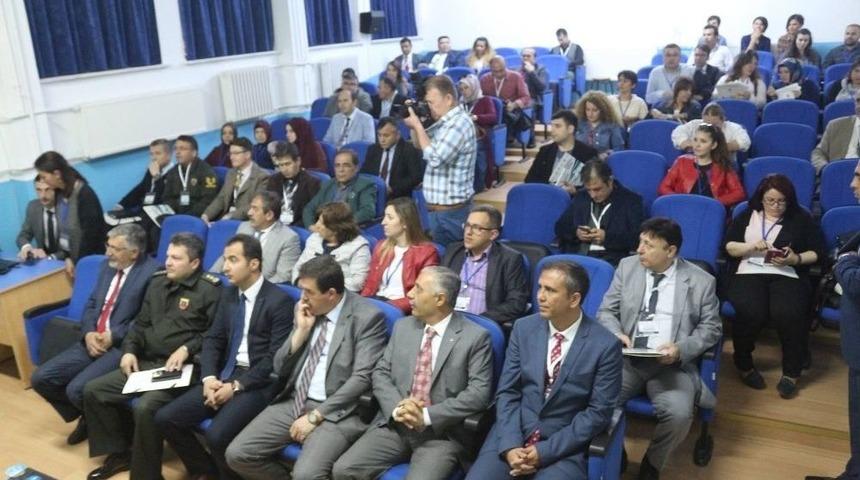 &Ccedil;ocuk Odaklı &Ccedil;alışan Kurumların Koordinasyonu &Ccedil;alıştayı İn&ouml;n&uuml;&rsquo;de