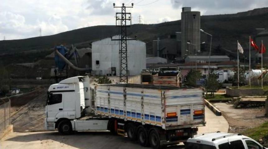 Tokat'ta Nakliyecilerden Tır'lı Eylem