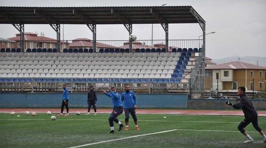 Kars36spor Sarıkamış Ma&ccedil;ı Hazırlıklarını S&uuml;rd&uuml;r&uuml;yor