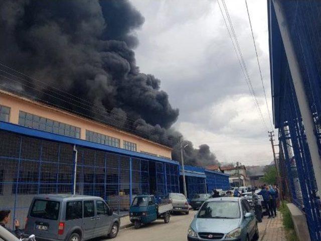 Isparta'da Fabrika Yangını