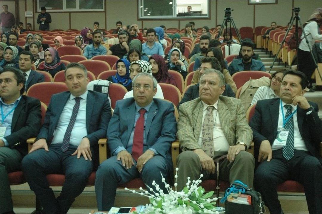 &lsquo;t&uuml;rkiye&rsquo;de Aşiret Ger&ccedil;eği&rsquo; Sempozyumu