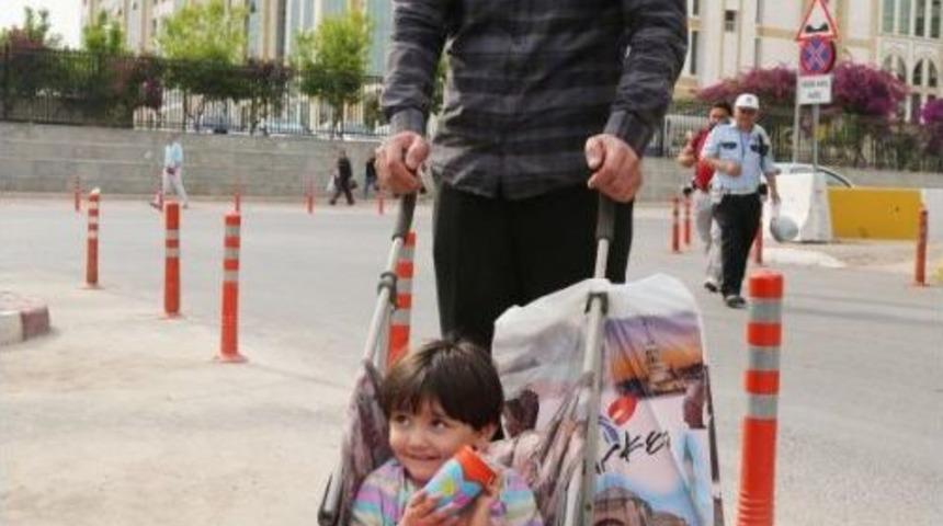 Cumhurbaşkanı Erdoğan'dan &Ouml;zge'nin Babasına Telefon (3)