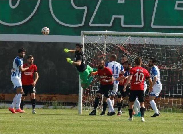 Kocaeli Birlikspor-Büyükşehir Belediye Erzurumspor: 1-2