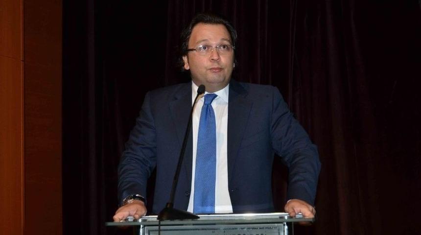 "k&uuml;resel &Ccedil;ağda Bir Ufuk Olarak T&uuml;rk&ccedil;e" Konferansı D&uuml;zenlendi