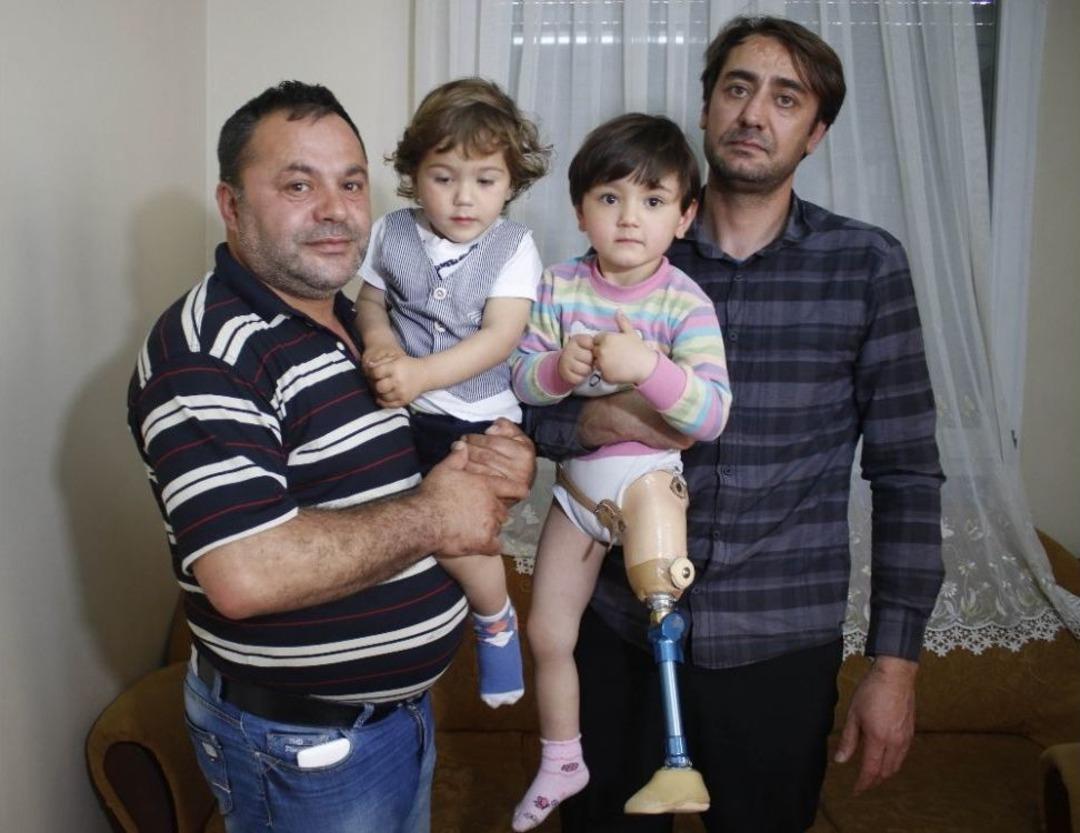 Babalarının Buluşlarıyla Hayata Tutundular