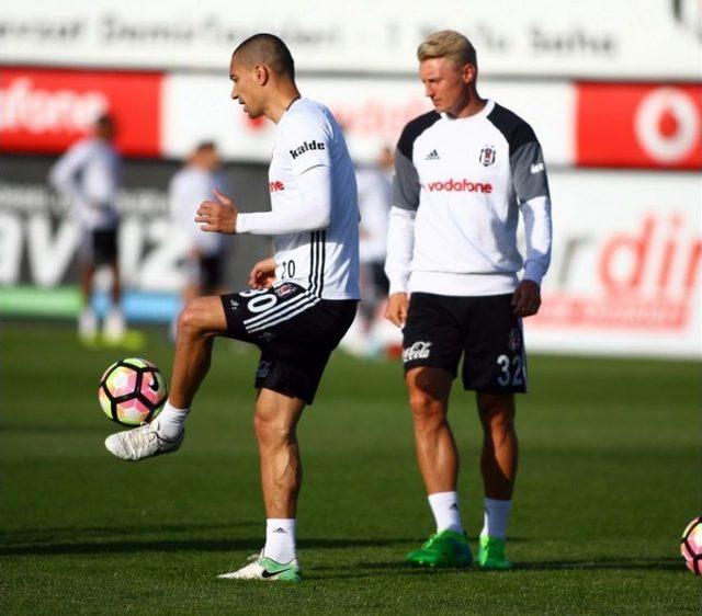 Beşiktaş’ta Derbi Hazırlıkları Sürüyor