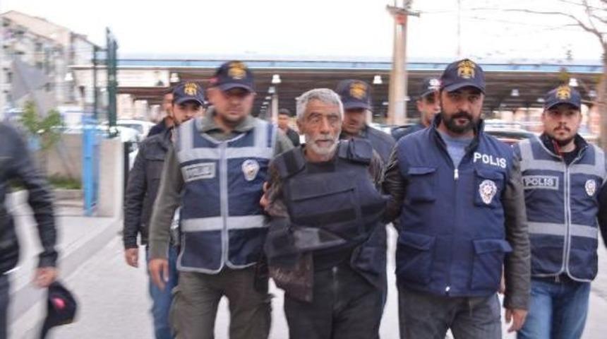 Ak Partili Başkanı Vuran Zanlı Yakalandı