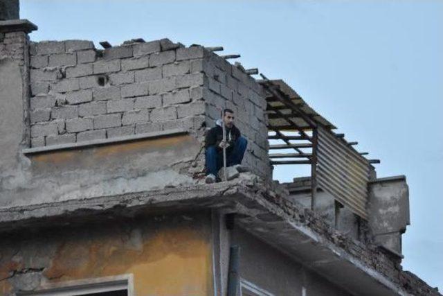 Polisi Arayıp Intihar Edeceğini Söyledi