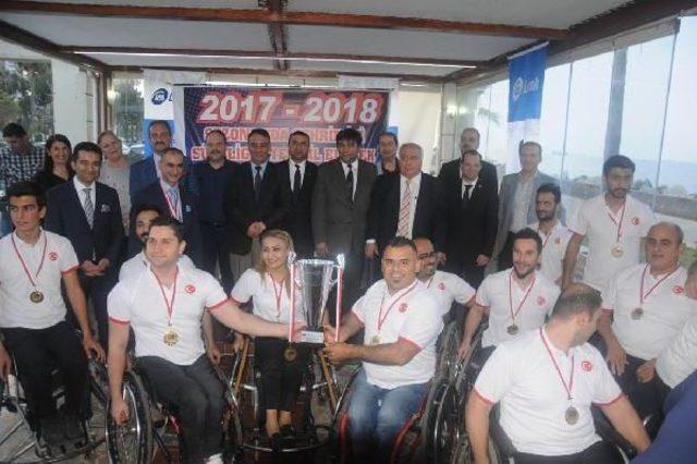 Limakport İskenderun Engelliler Kulübü, Şampiyonluk Kupasını Aldı