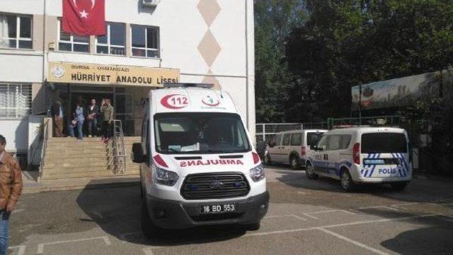 Sınıfta Dehşet: Kız Arkadaşını &Ouml;ld&uuml;r&uuml;p, Intihara Kalkıştı 1