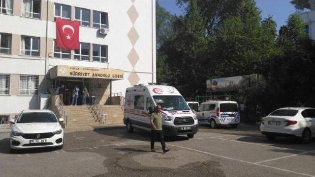 Sınıfta Dehşet: Kız Arkadaşını &Ouml;ld&uuml;r&uuml;p, Intihara Kalkıştı 3