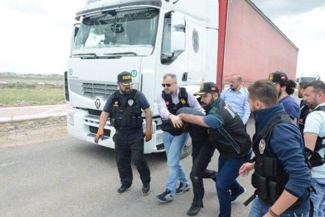 Aksaray'da Tır'da 150 Kilo Esrar Ele Geçirildi