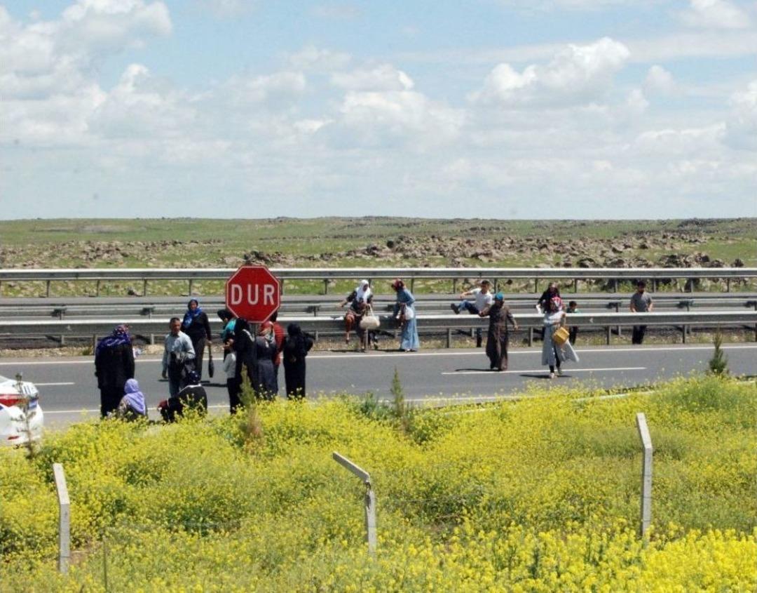 Tehlikeli Yoldan &Ouml;l&uuml;m&uuml;ne Ge&ccedil;iş