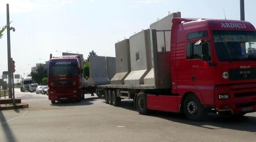 Sınırda Hareketlilik S&uuml;r&uuml;yor