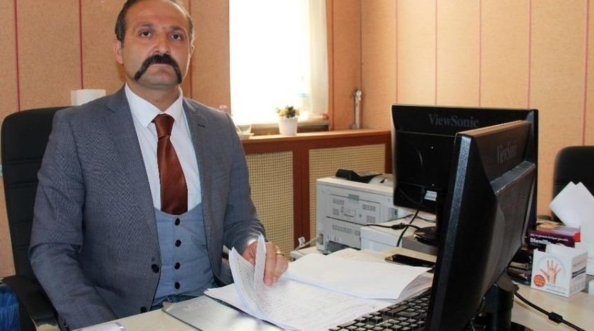 Doğumda Kalın Bağırsağı Yırtılan Kadın Yıllar Sonra Sağlığına Kavuştu