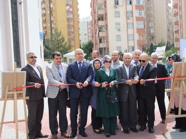 Hümeyra Ökten Kız Anadolu İmam Hatip Lisesi’nde Bahar Şenliği