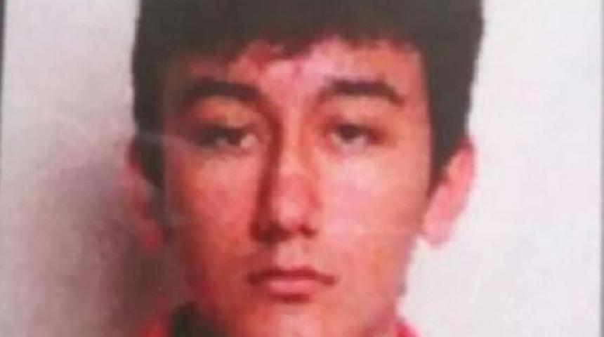 Sınıfta Arkadaşı Nil&uuml;fer'i &Ouml;ld&uuml;ren Hasan Da Yaşam Savaşı Kaybetti (2)