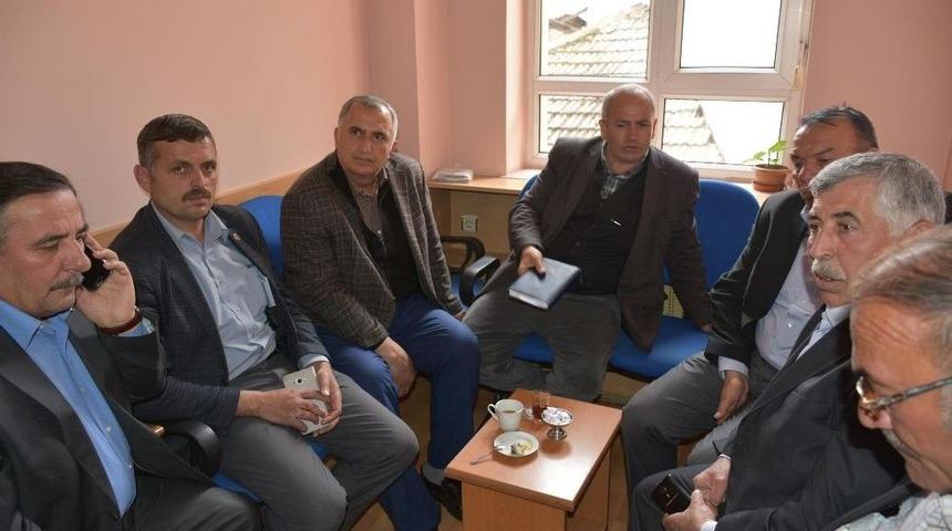 K&ouml;ydes &Ouml;denekleri İ&ccedil;in Toplandılar