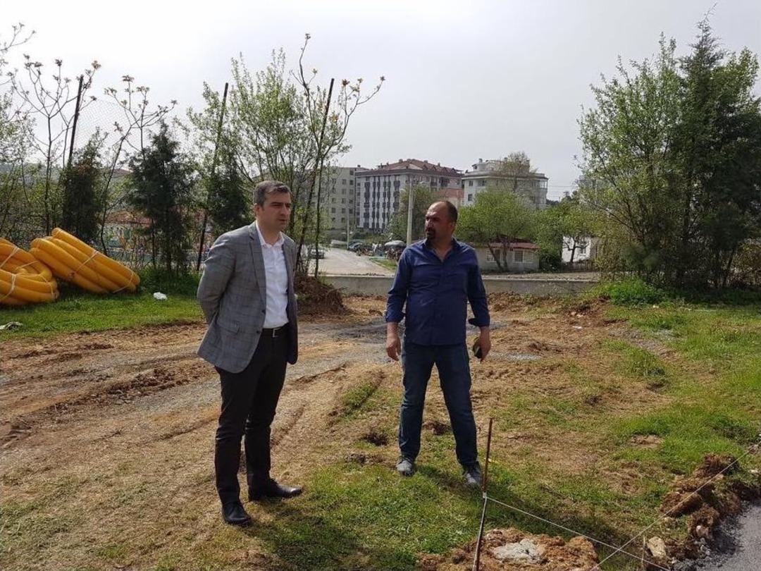 Başkan Yemenici &Ccedil;ocukları Sevindiriyor