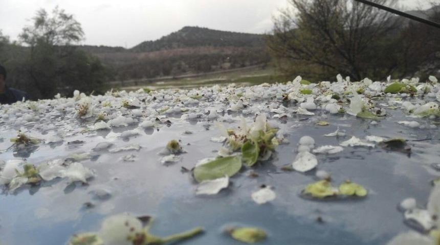 Beyşehir&rsquo;e Dolu Yağışı