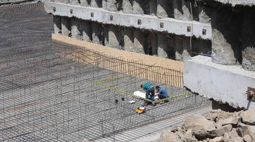 İş G&uuml;venliğini Alırken Yaklaşık 20 Metreden D&uuml;şerek Hayatını Kaybetti