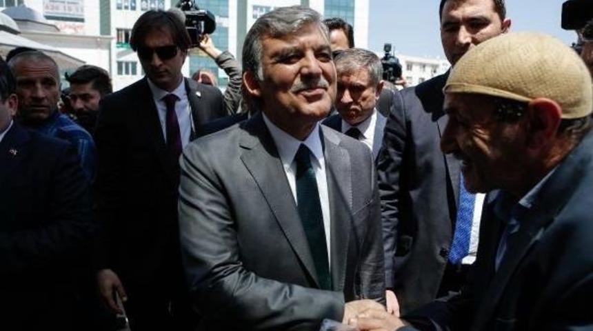 Abdullah G&uuml;l Esenyurt'ta (1)