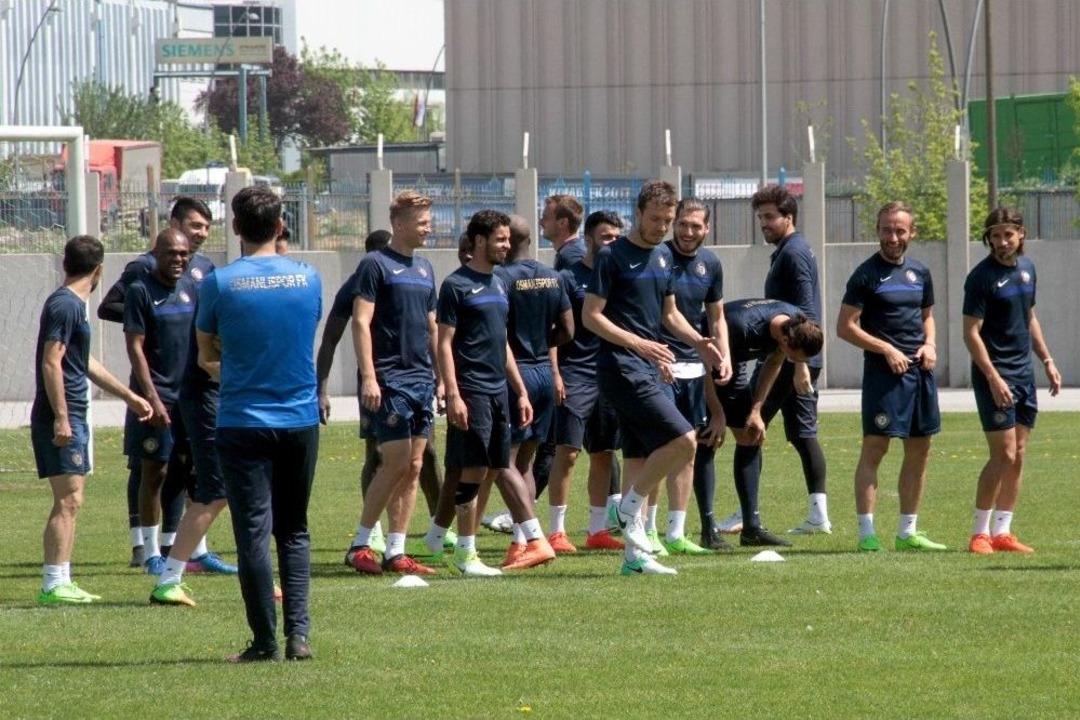 Hamza Hamzaoğlu: "iyi Futbol İle Rakibe Kolay Şans Vermeyen G&ouml;r&uuml;nt&uuml;m&uuml;ze B&uuml;r&uuml;nd&uuml;k"
