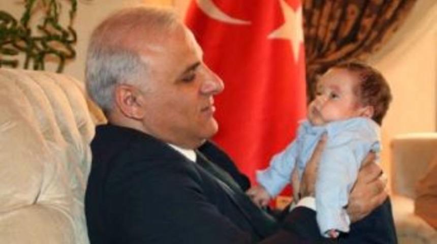 Şehit &Ccedil;ocuğuna Bakmadığı Iddiasıyla Doktor Ve G&ouml;revliler Hakkında Soruşturma