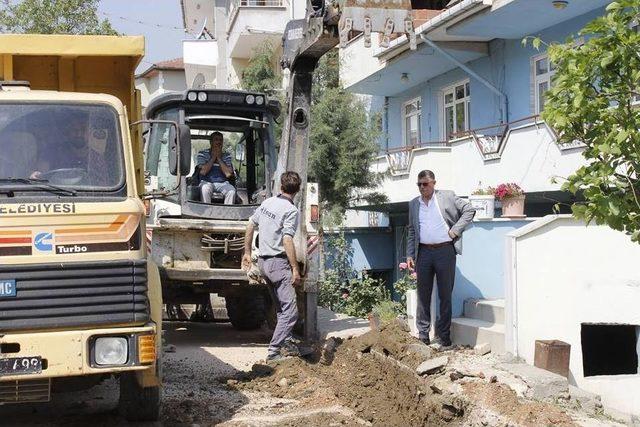 Vezirhan’da Elektrik Hatları Yer Altına Alınıyor