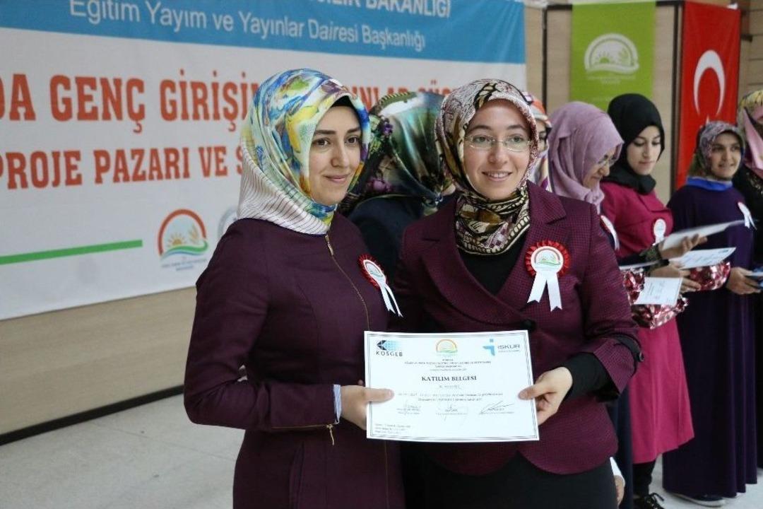 Kadın Girişimcilerin Projeleri Sergilendi