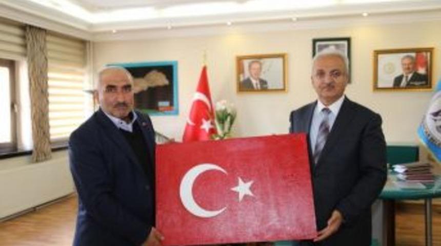 Şehit Babası Salih Topal&rsquo;dan Başkan Başsoy&rsquo;a Ziyaret