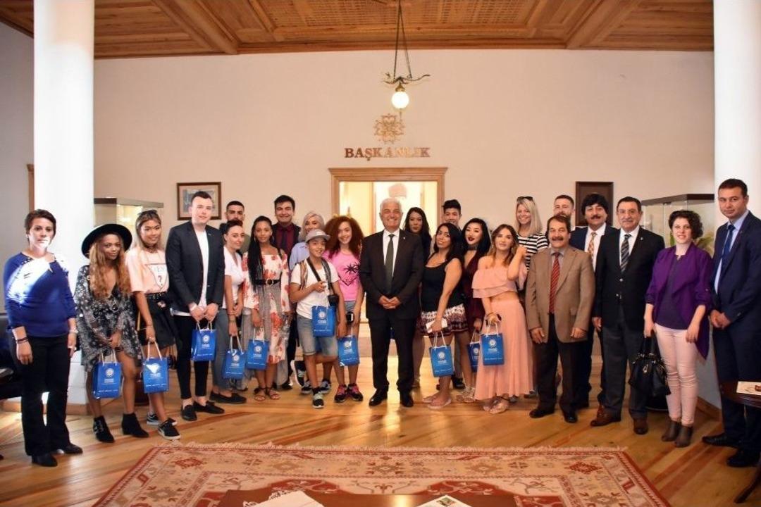 B&uuml;y&uuml;kşehir, Muğla&rsquo;yı Sosyal Medya Fenomenleri İle D&uuml;nya&rsquo;ya Tanıtıyor