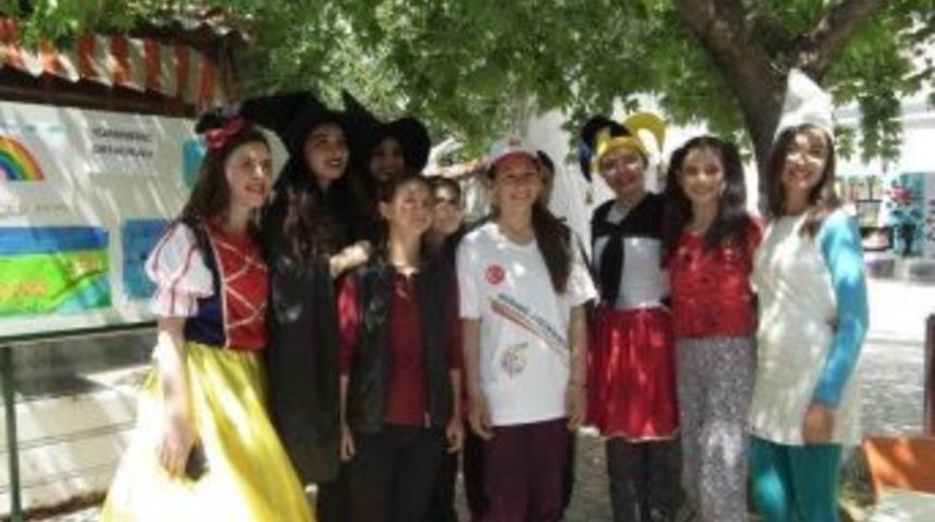 Sosyal G&uuml;venlik Bilinci Tiyatro Oyunuyla Anlatıldı