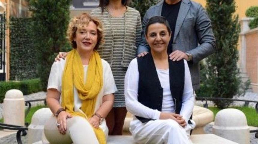 Tasarım Tomtom Sokakta&rsquo;nın Bu Yılki Teması &lsquo;yukarı Bak&rsquo;