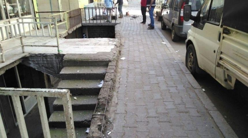 Zabıta Uyardı, &Ccedil;ukurlar Kapatıldı