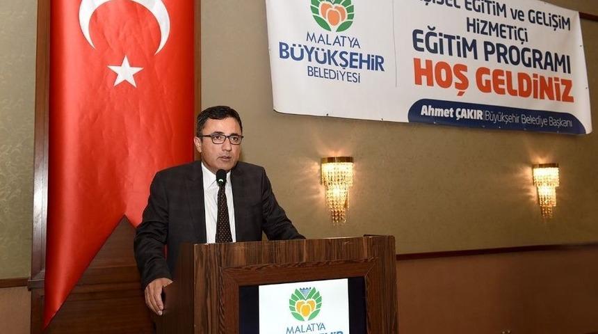 B&uuml;y&uuml;kşehir Belediyesi Hizmet İ&ccedil;i Eğitim &Ccedil;alışmaları Devam Ediyor