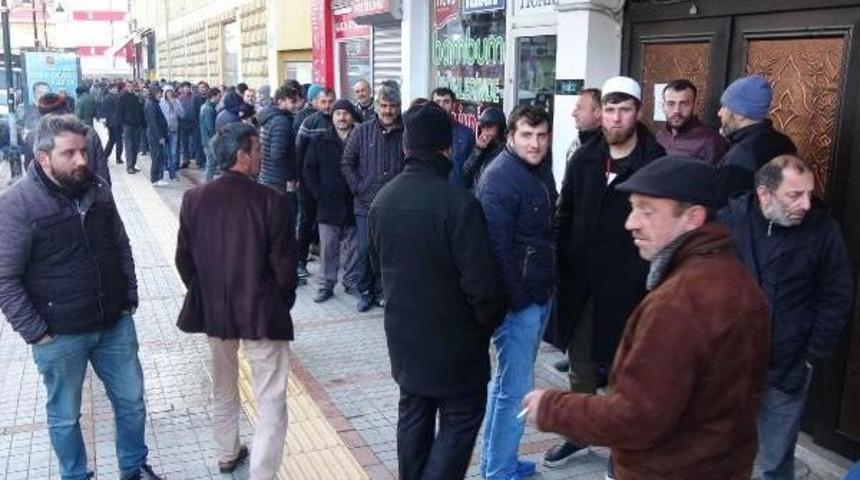 Çaykur’Un Alacağı Mevsimlik Işçiler Için 'bölgede Ikamet' Şartı Getirildi