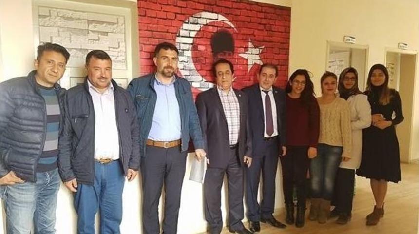 Ağrı&rsquo;da 25 Sağlık&ccedil;ı Sağlık Sen&rsquo;e &Uuml;ye Oldu