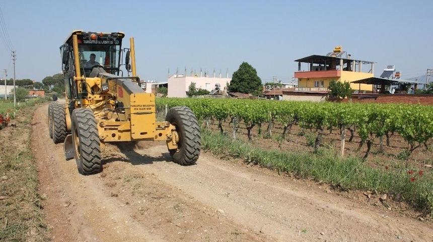 Turgutlu&rsquo;nun Ova Yollarında Yaz Bakımı Başladı